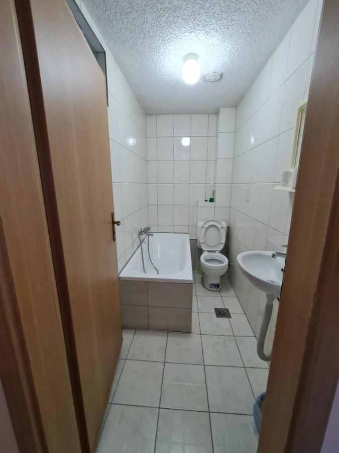 Holiday Урошевац Экстерьер фото